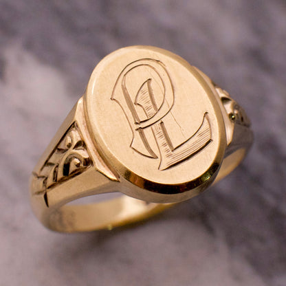 Detailed Ornate "P" Signet