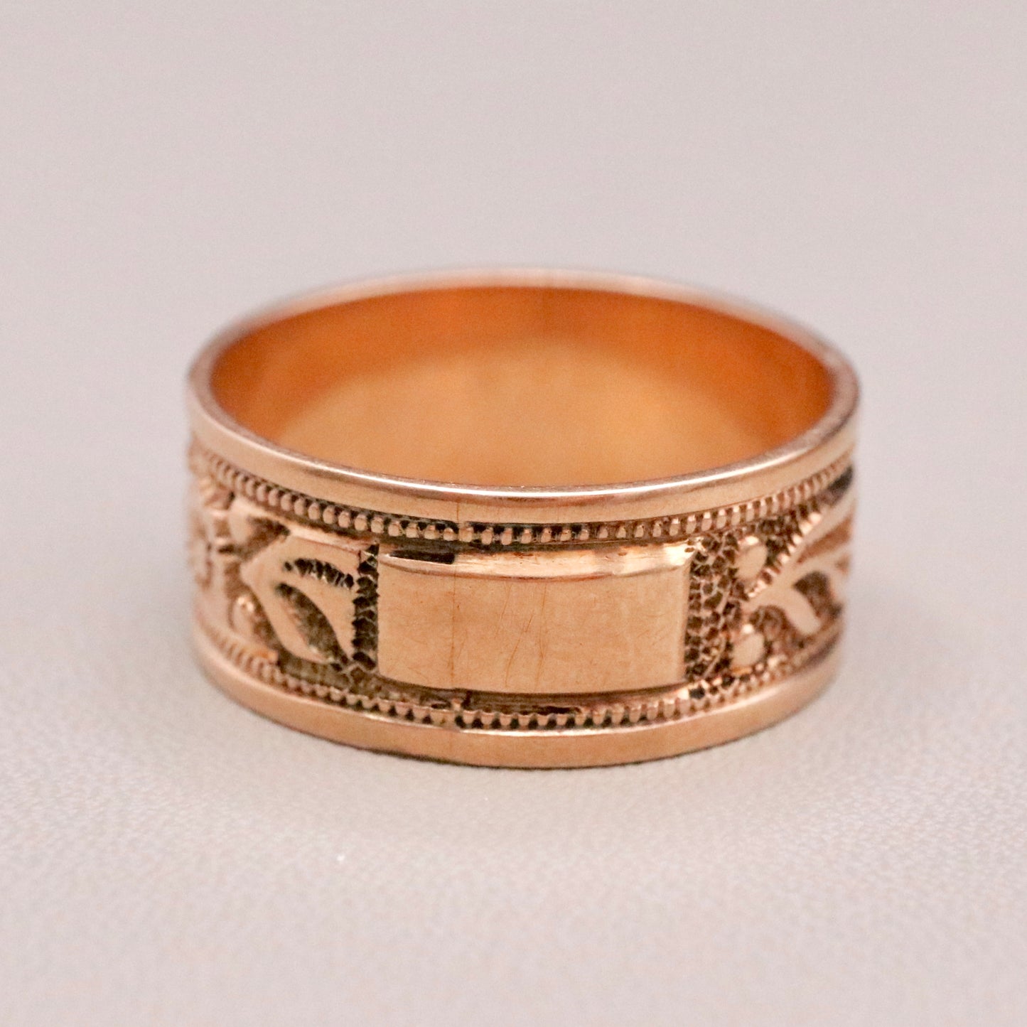 Victorian Daisy Cigar Band