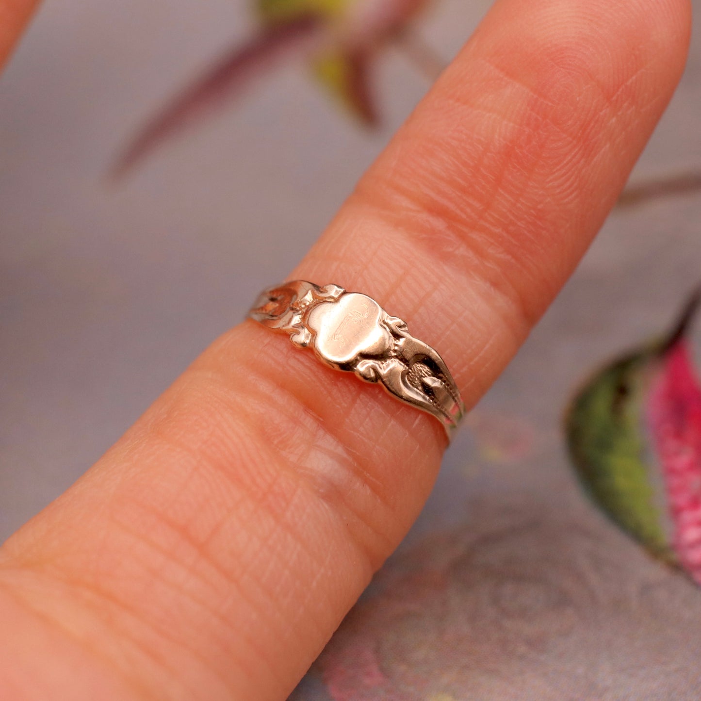 Clover Signet Baby Ring